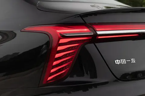 红旗H5车机反应慢?关掉这个“拖油瓶”功能,速度快一倍!