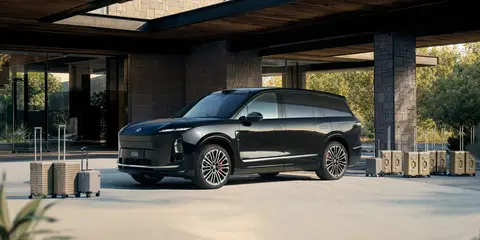 半年交付近8万!40万级纯电大三排,蔚来全新ES8真不用多纠结